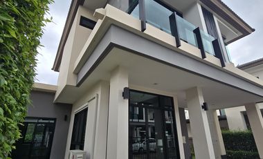 Regent 3 Partly furnished