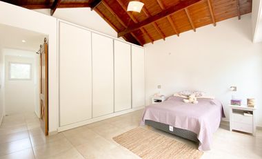 VENTA | CASA DE 4 AMB | BARRIO PRIVADO LAS PRUNAS