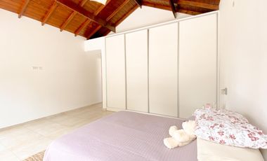 VENTA | CASA DE 4 AMB | BARRIO PRIVADO LAS PRUNAS
