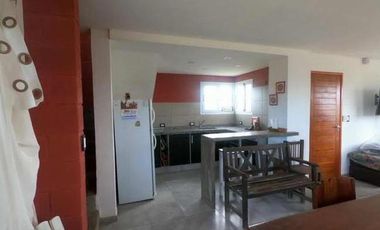 Casa en venta - 2 Dormitorios 1 Baño - Cochera - 300Mts2 - Mar del Sur