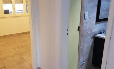 Casa en venta - 3 Dormitorios 2 Baños - Cocheras - 340Mts2 - Ituzaingó