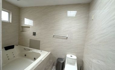 Casa en Renta Coto Naturezza, Bosques de Santa Anita, Tlajomulco de Zuñiga, Jal.