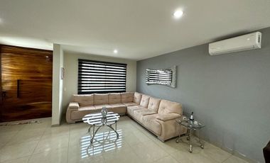 Casa en Renta Coto Naturezza, Bosques de Santa Anita, Tlajomulco de Zuñiga, Jal.