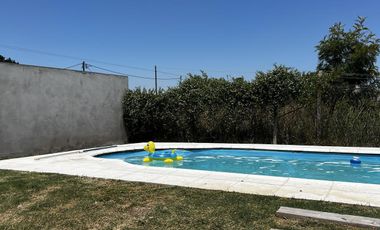 Casaquinta en venta en Etcheverry La Plata