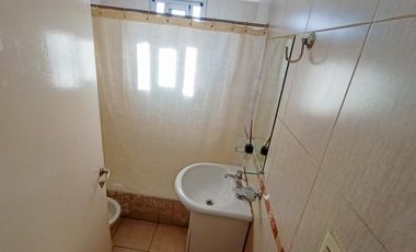 Venta  Departamento en Lanús Este 2 ambientes con balcón al contrafrente