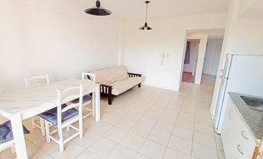 Venta  Departamento en Lanús Este 2 ambientes con balcón al contrafrente