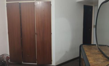 Importante Planta Alta con Entrada Independiente, 6 Amb. (Ideal uso Comercial o Vivienda)