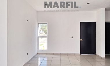 Venta de Casa de 1 Planta en Esquina frente a Jardín en Villa de Álvarez
