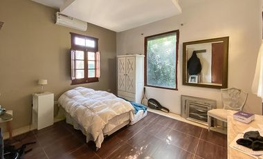 Casa de dos dormitorios en venta en  Sol Del Parana
