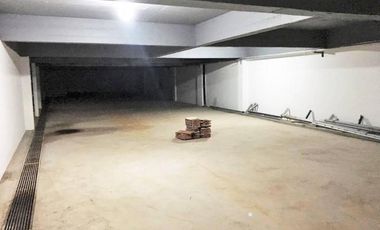 Departamento de 2 Dormitorios - Semipiso - 90 m2 - con COCHERA cubierta