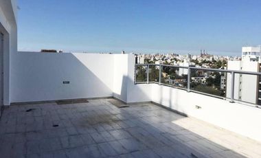 Departamento de 2 Dormitorios - Semipiso - 90 m2 - con COCHERA cubierta