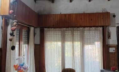 Casa en venta - 2 Dormitorios 1 Baño - Cochera - 965Mts2 - San Clemente del Tuyú