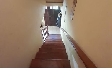 Hermosa Casa de Dos Plantas en Venta en un solo lote Country BAnco Provincia, Moreno.