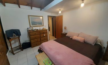 Hermosa Casa de Dos Plantas en Venta en un solo lote Country BAnco Provincia, Moreno.