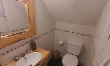 Hermosa Casa de Dos Plantas en Venta en un solo lote Country BAnco Provincia, Moreno.