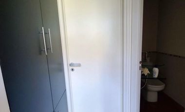 Moderna propiedad en Barrio Privado Santa Ana