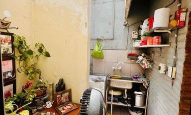 Casa en venta - 2 Dormitorios 1 Baño - Cochera - 401Mts2 - 12 De Octubre, Berazategui