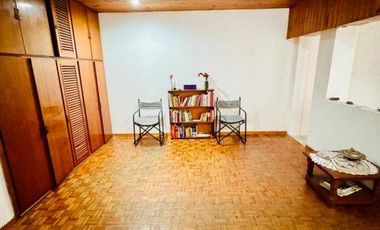 Casa en venta - 2 Dormitorios 1 Baño - Cochera - 401Mts2 - 12 De Octubre, Berazategui