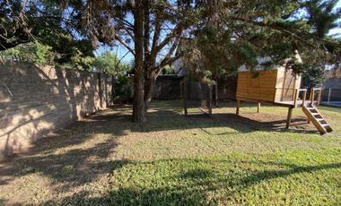 CASA EN FUNES