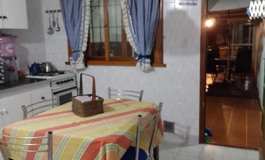 Casa en venta - 3 Dormitorios 2 Baños - Cochera - 155Mts2 - San Bernardo del Tuyú