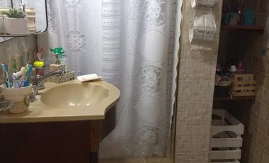 Casa en venta - 4 Dormitorios 2 Baños - Cochera - 400Mts2 - Moreno