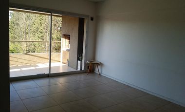 Excelente departamento en Condominio Las horquetas con seguridad en entorno verde.