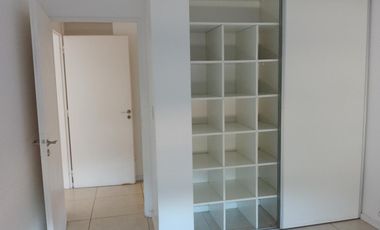 Excelente departamento en Condominio Las horquetas con seguridad en entorno verde.