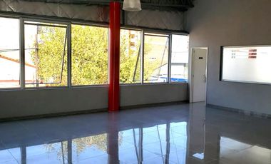 Excelente LOCAL a la VENTA en TIGRE centro