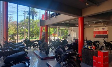 Excelente LOCAL a la VENTA en TIGRE centro