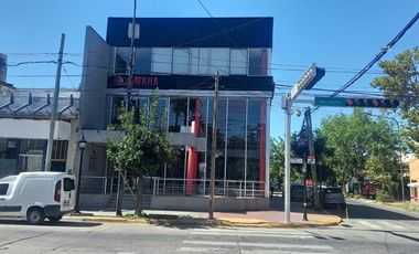 Excelente LOCAL a la VENTA en TIGRE centro
