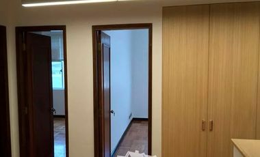 Oficina en Arriendo en Santa Lucia / Agustinas