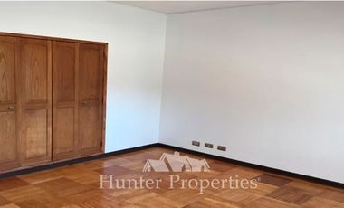 Oficina en Arriendo en Santa Lucia / Agustinas