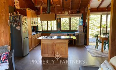 Casa con vista al lago y volcanes en Puyehue