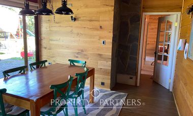 Casa con vista al lago y volcanes en Puyehue