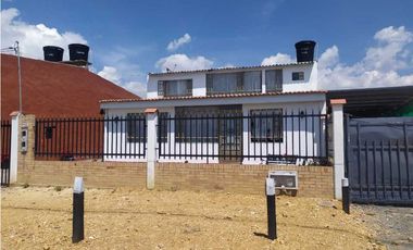 VENTA. PERMUTA CASA CAMPESTRE ZIPAQUIRA