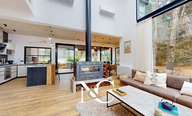 Casa en venta en Costa Esmeralda con gas y piscina