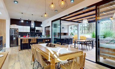 Casa en venta en Costa Esmeralda con gas y piscina