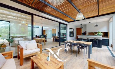 Casa en venta en Costa Esmeralda con gas y piscina