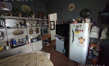 Venta departamento tipo casa PH 3 ambientes con cochera y patio en Quilmes