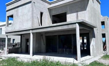 VENTA CASA EN LAGOS DE CANNING, DESARROLLO
