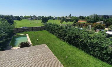 Casa en  Venta en Country Campos de Esther