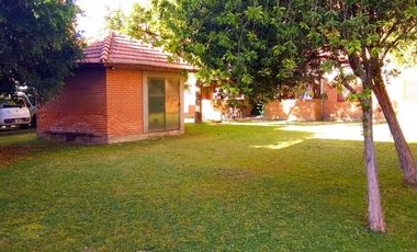 Venta de Departamento 3 ambientes con cochera y parque en Campana