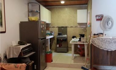 Maat vende Casa, barrio El Porvenir-Villeta. 105M2 $410Millones
