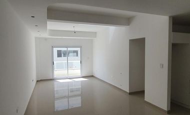 Venta de Departamento tipo Duplex de 2 ambientes en pozo en Adrogué