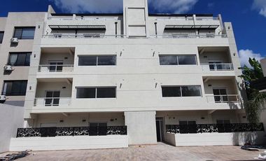 Venta de Departamento tipo Duplex de 2 ambientes en pozo en Adrogué