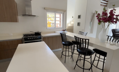 House for sale in the heart of the Cancun Hotel Zone Lagoon Front