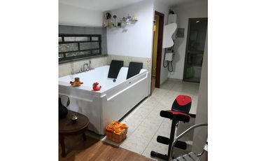 VENTA DE CASA EN PINARES