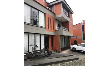 VENTA DE CASA EN PINARES