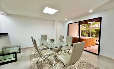 Hermosa Casa Amoblada en Arriendo Frente al Mall Amsterdam