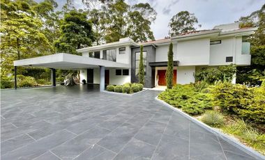 Exclusiva Casa En Balsos Un Sueño Hecho Realidad